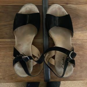 Clarks Comfy Wedge Sandals